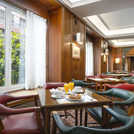 Hernán Cortés Hotel
