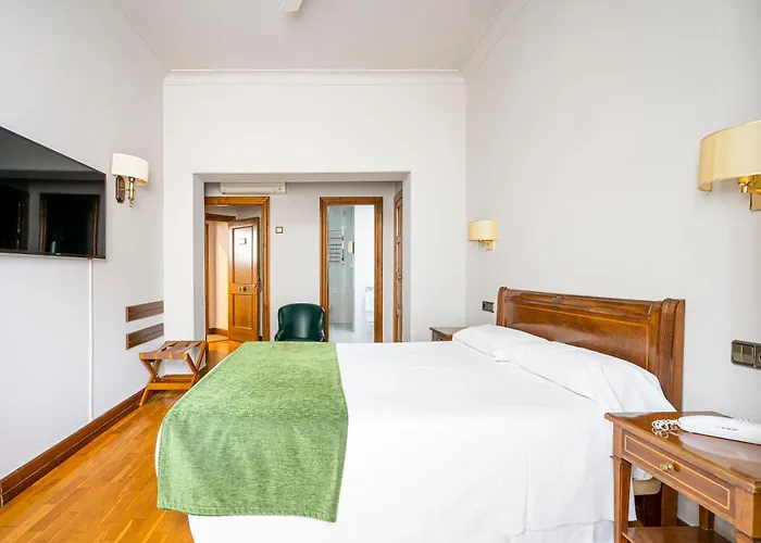 Hotel Hernán Cortés