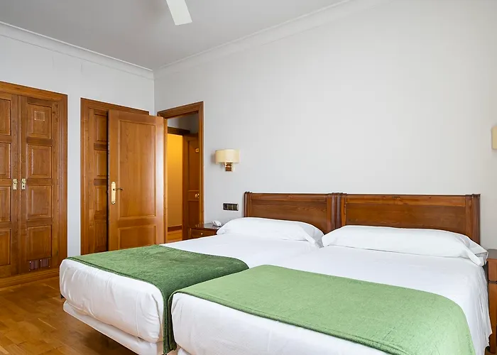 Hernan Cortes Hotel 4*